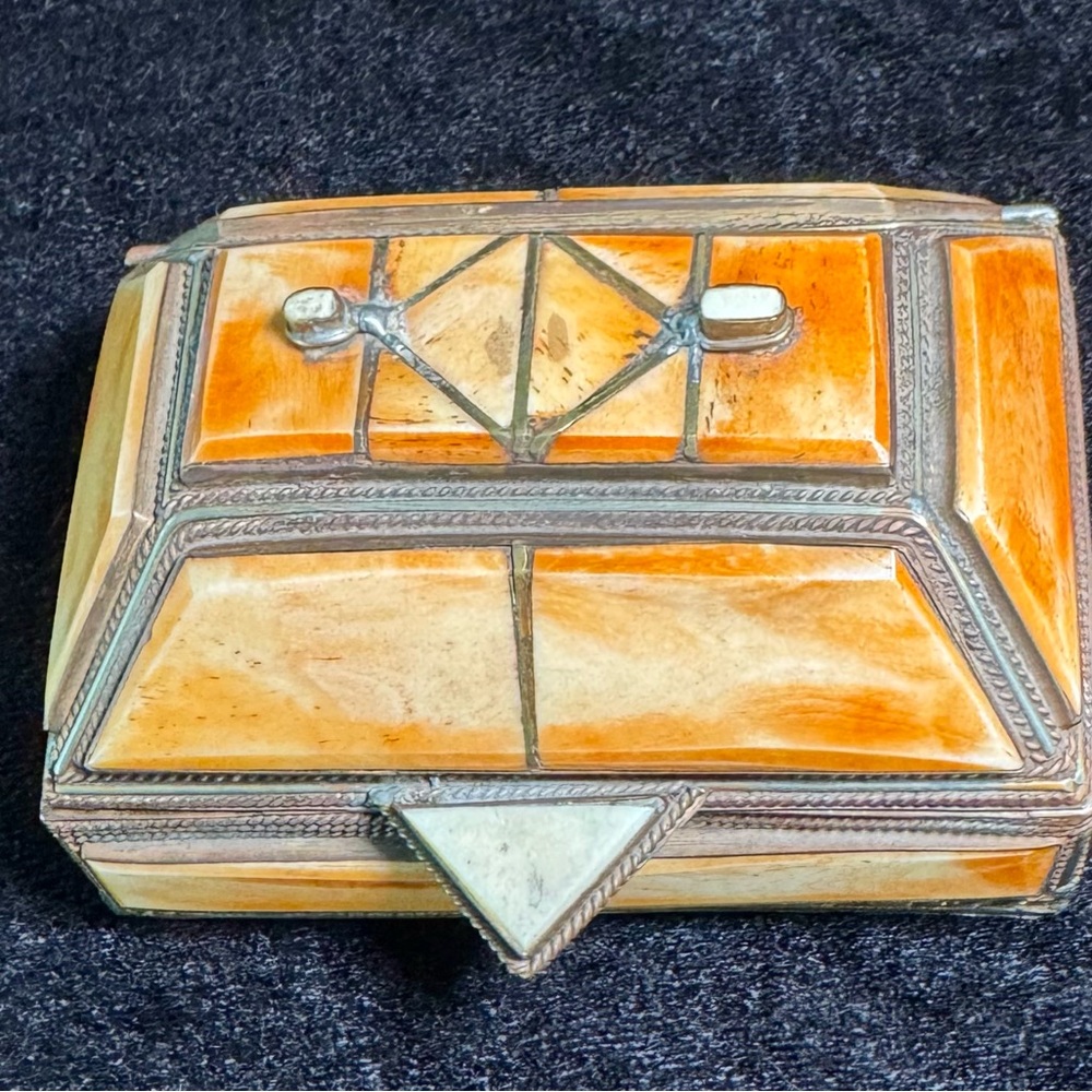 Unusual Camel Bone Egyptian Handcrafted Vintage Trinket Jewelry Box